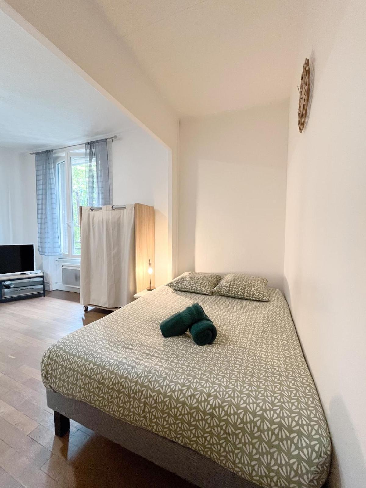 Hébergement tout confort près du centre ville Montluçon Exterior foto